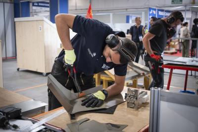 worldskills couverture métallique - Agrandir l'image 6 sur 9, fenêtre modale