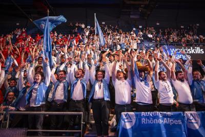 WorldSkills cérémonie de clôture marseille 2025 - Agrandir l'image 24 sur 35, fenêtre modale