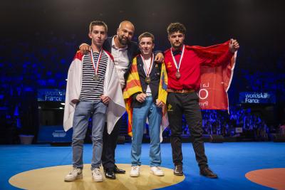 WorldSkills cérémonie de clôture marseille 2025 - Agrandir l'image 31 sur 35, fenêtre modale