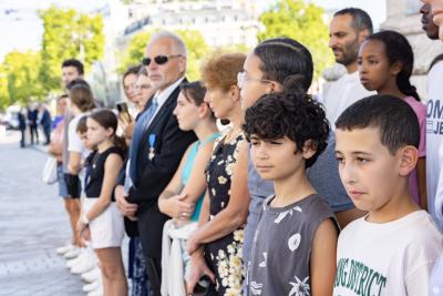 arc de triomphe smlh collégiens tombe soldat inconnu - Agrandir l'image 4 sur 12, fenêtre modale