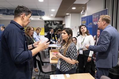 Agrandir l'image 5 sur 9, fenêtre modale