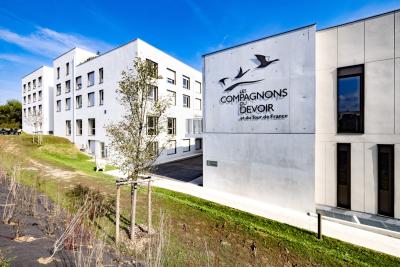 inauguration maison des compagnons - Agrandir l'image 1 sur 15, fenêtre modale