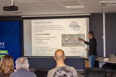 lex la réunion présentation start-ups alvéoles - Agrandir l'image 6 sur 9, fenêtre modale